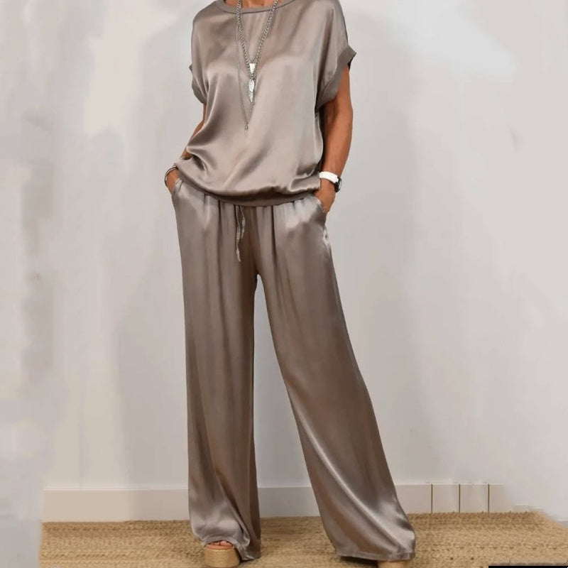 Stylish 2-Piece Set for Women